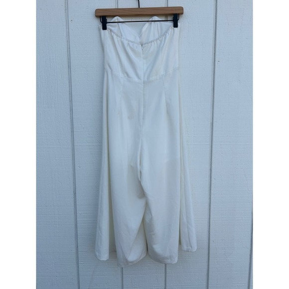 NWT Strapless White‎ Cropped Dressy Jumpsuit, Wide Leg, Front Cut Out, Sz Small - Picture 2 of 6